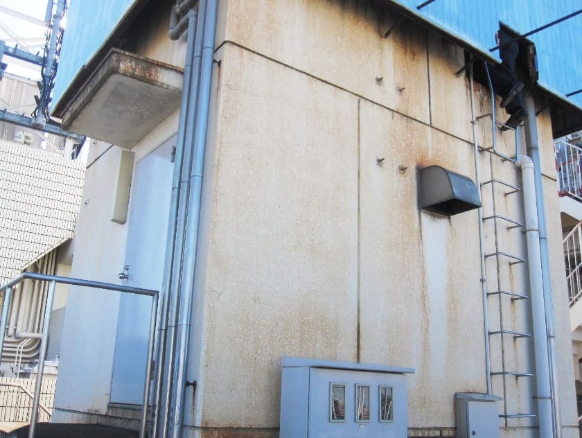 外壁塗膜の劣化