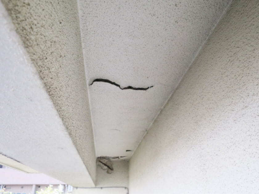 モルタルの浮き・欠損