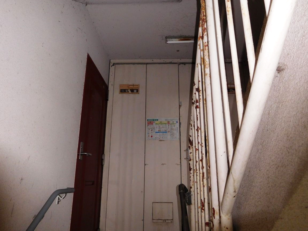 Ｂ団地 ベランダ等手摺改修・外壁塗装その他工事