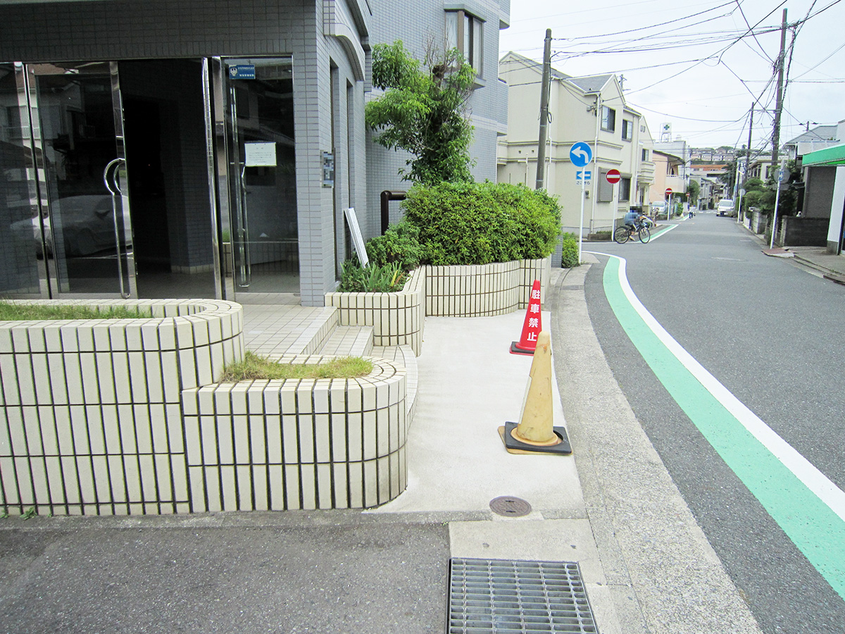 Ｒ北久里浜 スロープ新設工事