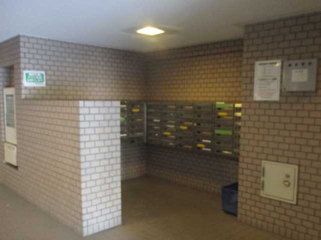 TH団地3棟宅配ロッカー設置工事