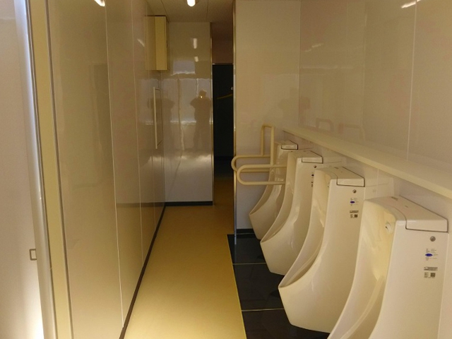 KO中学校本館西棟・新館南棟トイレ改良工事