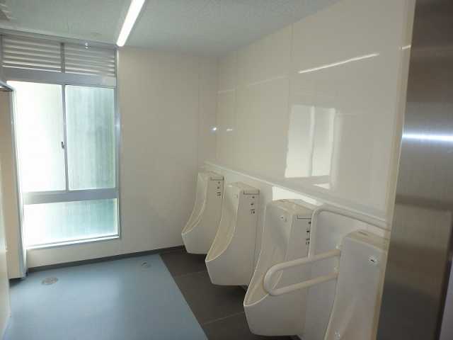 I中学校南棟トイレ改修工事